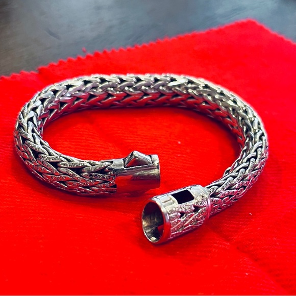 ALEXIS BITTAR TEAL LUCITE HORSESHOE NECKLACE W/ BAGUETTE + CHANNEL SET CRYSTALS - Picture 6 of 7